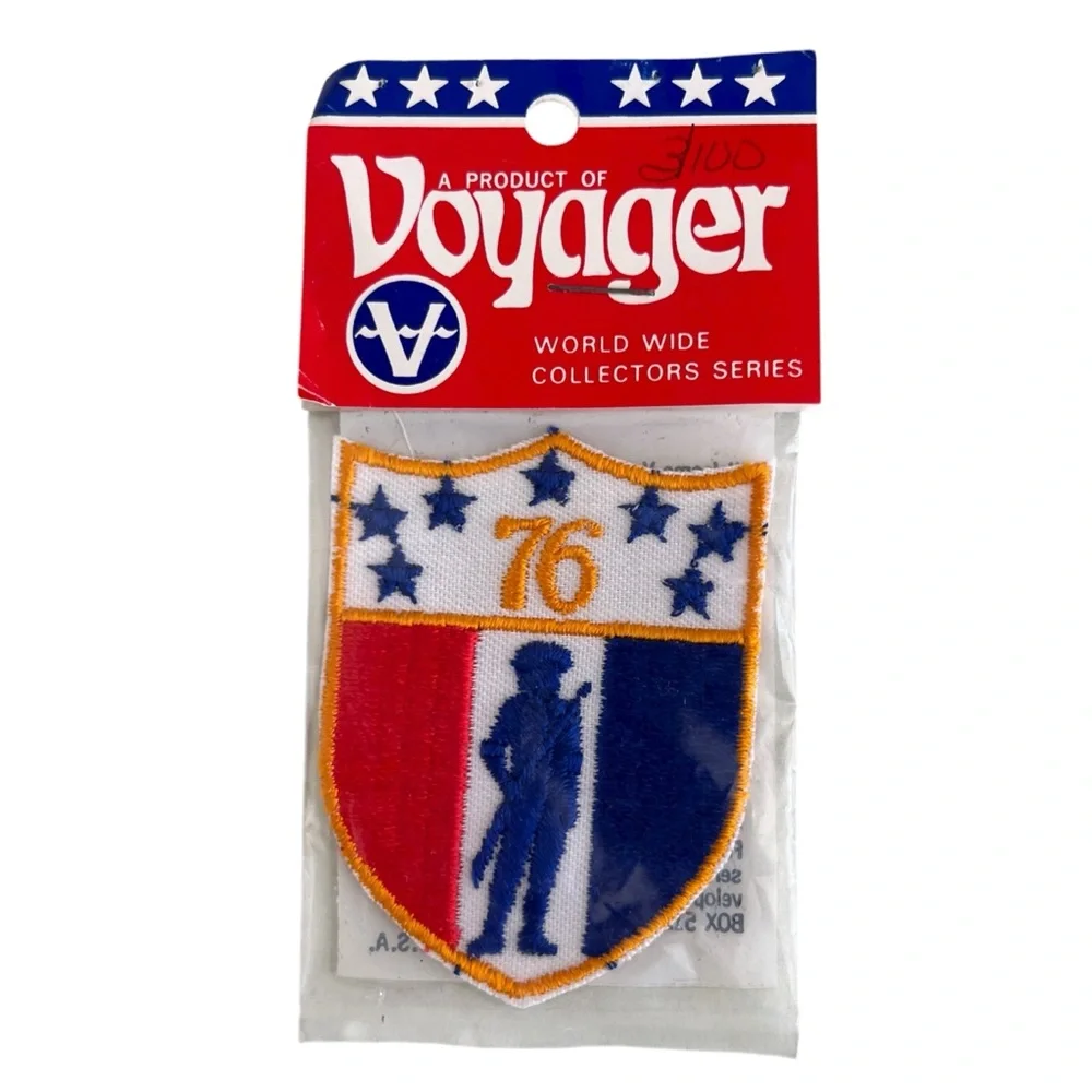 NEW Vintage 1976 Spirit of 76 American Revolution Bicentennial Patch Shield